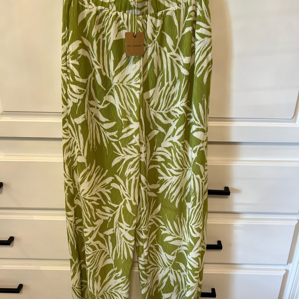 Blu Pepper Olive and White Patterned Pants, new with tags